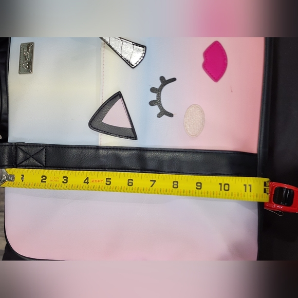 *RARE* BETSEY JOHNSON | Ombré Unicorn Weekender | Tote Bag - Picture 9 of 10